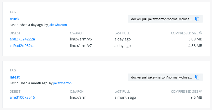 Screenshot of Docker Hub showing the container has two architectures